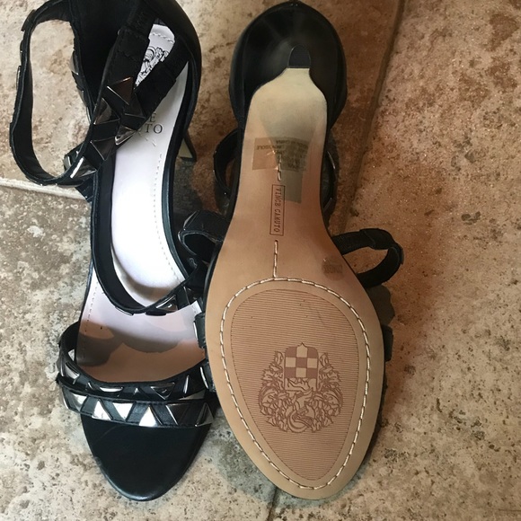 Vince Camuto Black studded heels - Picture 3 of 3